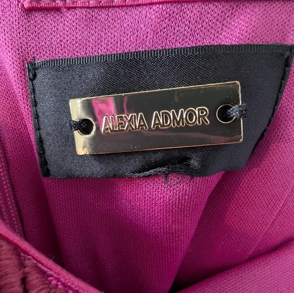 Alexia Admor Strapless Floral Lace Dress - Picture 7 of 9